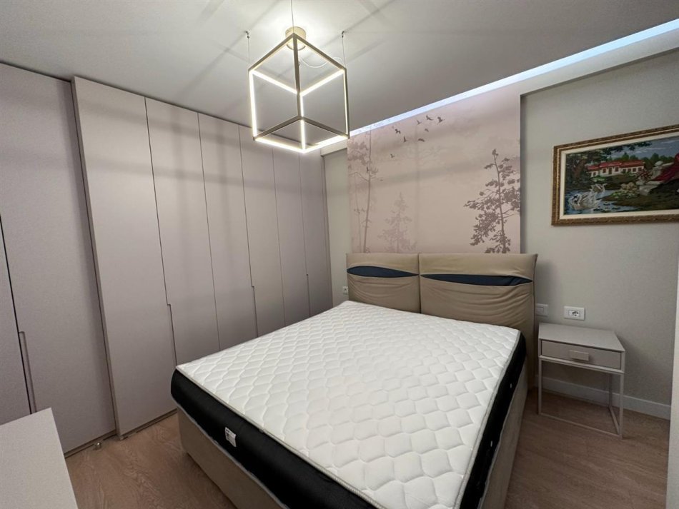 Tirane, shitet apartament 2+1 Kati 5, 95 m² 165.000 € (Tirana Golden Park)