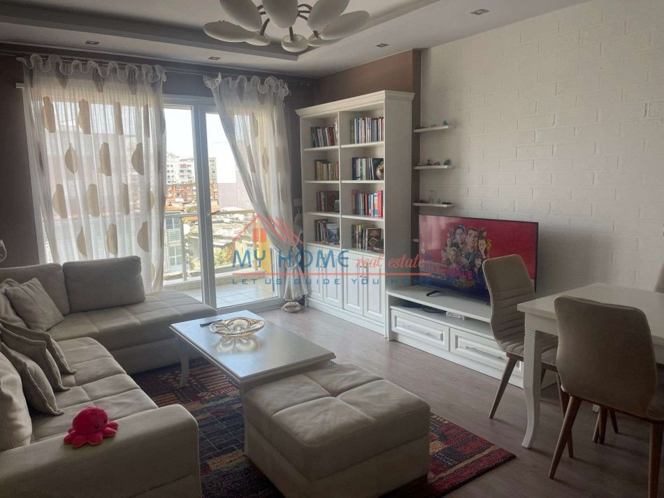 Tirane, jepet me qera apartament Kati 6, 650 € 