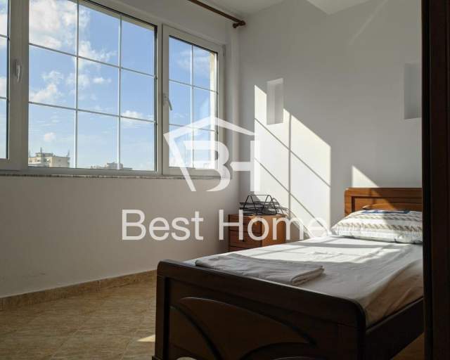 Tirane, jepet me qera apartament 2+1+BLK Kati 7, 80 m² 550 Euro (Qender, Rruga e Kavajes, prane Abi Bank)