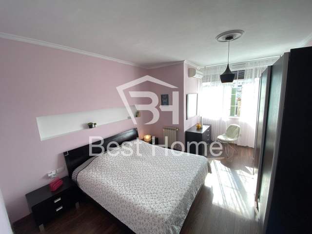 Tirane, jepet me qera apartament duplex 3+1+A+BLK Kati 7, 250 m² 1.500 Euro (Rruga Pjeter Bogdani)