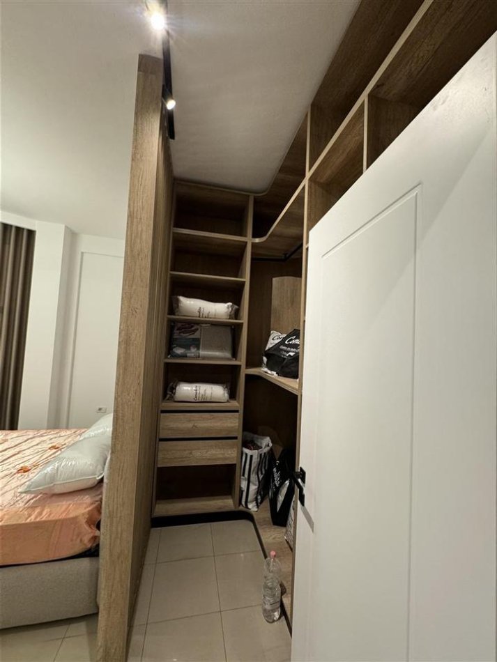 Tirane, jepet me qera apartament 1+1 Kati 1, 60 m² 500 € (RESTORANT DURRSI)