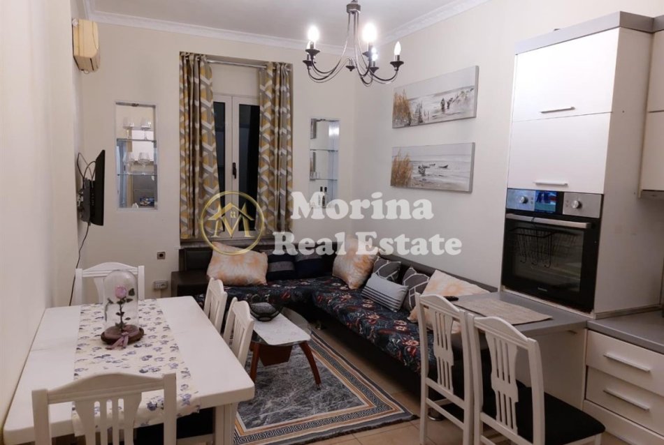 Tirane, jepet me qera apartament 2+1 Kati 5, 75 m² 690 € (Shallvaret)