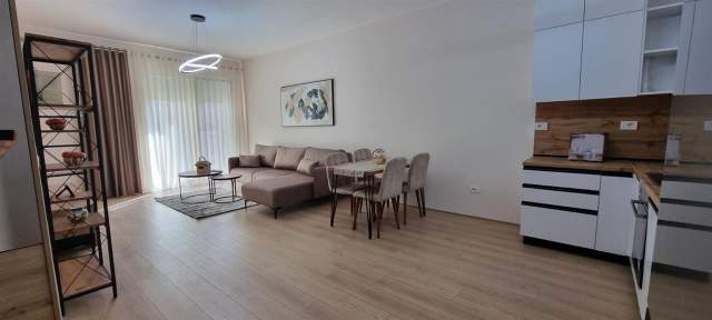 Tirane, jepet me qera apartament 2+1+A+BLK Kati 4, 120 m² 720 Euro (Don Bosko)