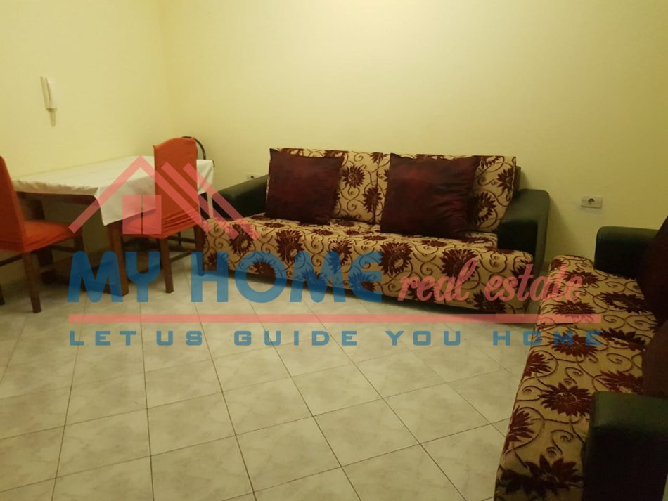 Tirane, jepet me qera apartament 2+1+Aneks+Ballkon, Kati 5, 85 m² 430 € (Restorant Durresi)