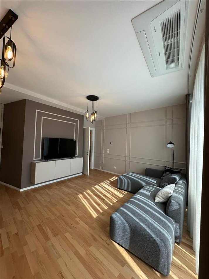 Tirane, jepet me qera apartament 2+1+Ballkon Kati 4, 103 m² 1.500 € (Lake View)
