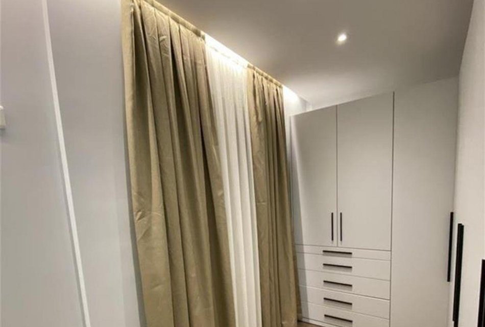 Tirane, jepet me qera apartament 2+1 Kati 3, 102 m² 600 € (Komuna Parisit)