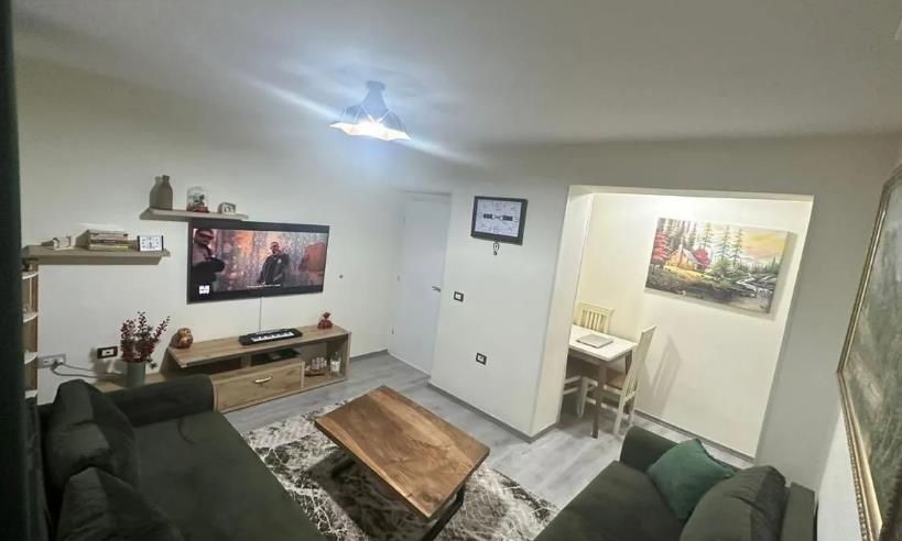 Tirane, shitet apartament 2+1 Kati 1, 76 m² 180.000 € (Perballe Garden Building, 21 Dhjetori)