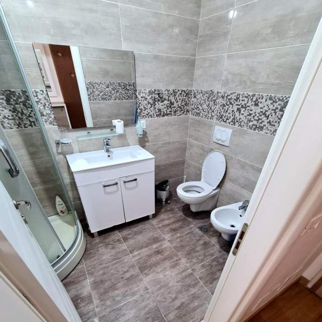 Tirane, jepet me qera apartament 1+1+A+BLK Kati 2, 60 m² 480 Euro (Tish Dahia)