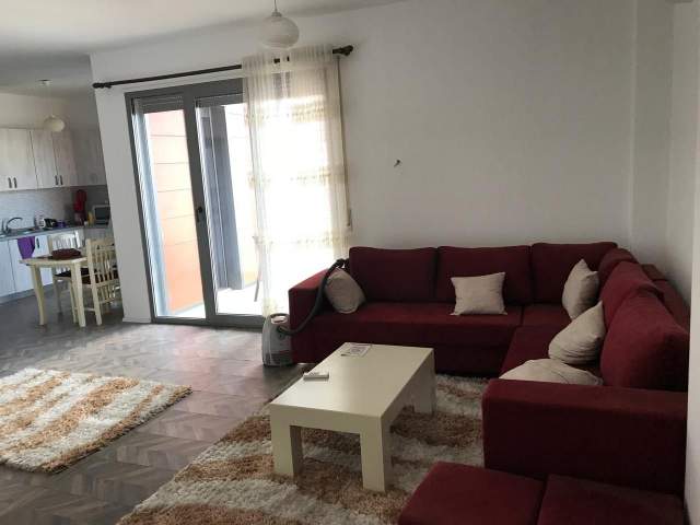 Tirane, jepet me qera apartament 2+1+A+BLK Kati 5, 105 m² 650 Euro (rruga e kosovareve)