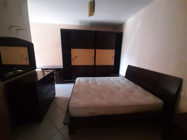 Tirane, jepet me qera apartament 2+1+A+BLK Kati 4, 110 m² 500 Euro