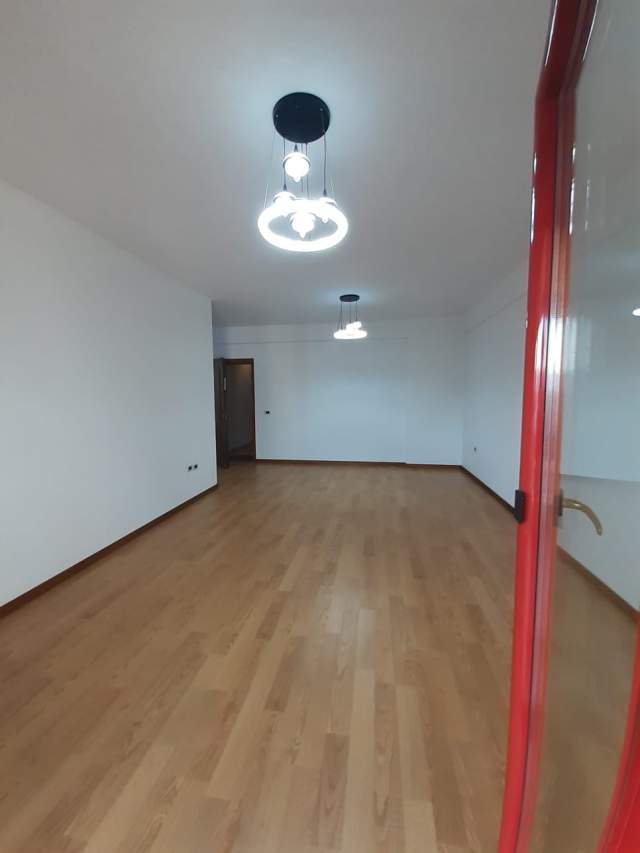 Tirane, shes apartament 2+1+A+BLK Kati 7, 117 m² 1.750 Euro/m2 (rruga e kavajes)