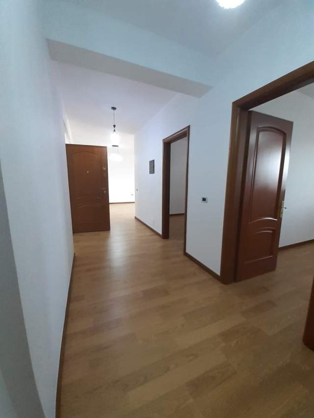 Tirane, shes apartament 2+1+A+BLK Kati 7, 117 m² 1.750 Euro/m2 (rruga e kavajes)