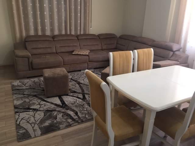 Tirane, jepet me qera apartament 2+1+A+BLK Kati 2, 105 m² 380 Euro (unaze e re)