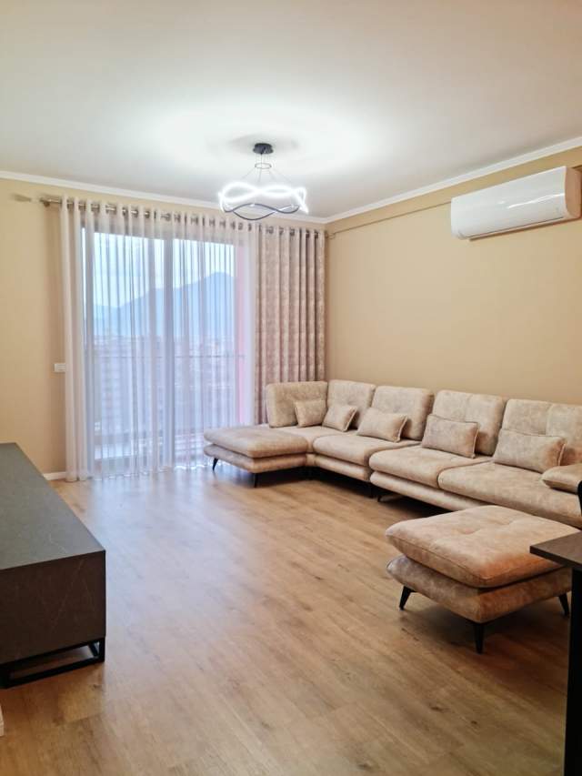 Tirane, jepet me qera apartament 2+1+A+BLK Kati 4, 100 m² 600 Euro (teodor keko)