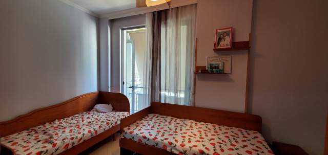Tirane, jepet me qera apartament 2+1+A+BLK Kati 5, 100 m² 300 Euro