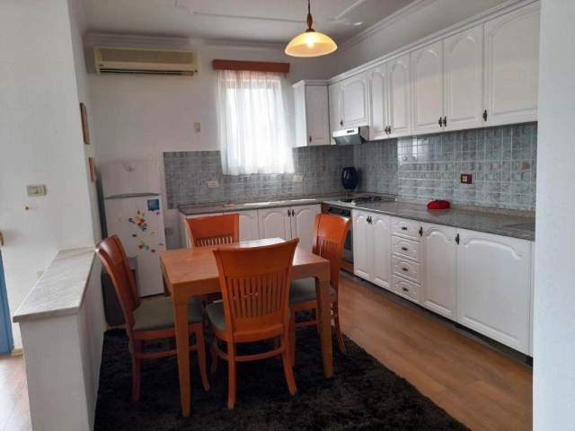 Tirane, jepet me qera apartament 2+1+A+BLK Kati 7, 120 m² 750  (blloku)