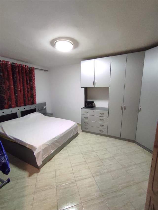 Tirane, jepet me qera apartament 2+1+A+BLK Kati 2, 100 m² 400 Euro (Vasil Shanto)