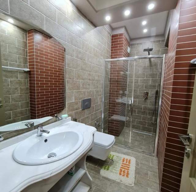 Tirane, shes apartament 2+1+A+BLK Kati 8, 100 m² 220.000 Euro (Myslym Shyri)