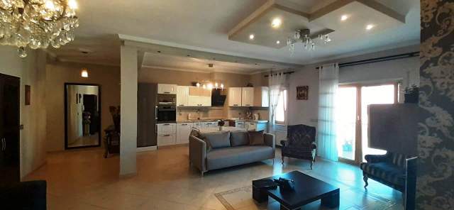 Tirane, ofert apartament 3+1+A+BLK Kati 9, 165 m² 410.000 Euro (rruga e barrikadave)