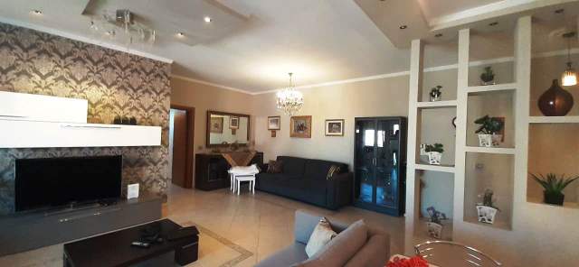 Tirane, ofert apartament 3+1+A+BLK Kati 9, 165 m² 410.000 Euro (rruga e barrikadave)