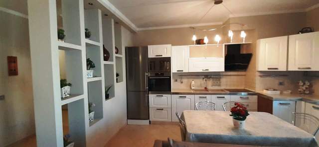 Tirane, ofert apartament 3+1+A+BLK Kati 9, 165 m² 410.000 Euro (rruga e barrikadave)
