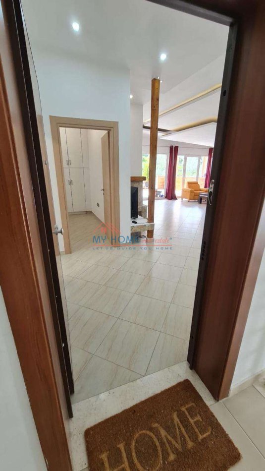 Tirane, shitet apartament 2+1+Ballkon Kati 7, 172 m² 290.000 € (Liqeni Thate)