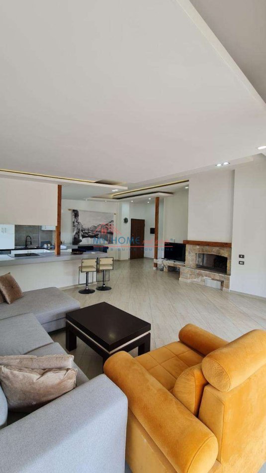 Tirane, shitet apartament 2+1+Ballkon Kati 7, 172 m² 290.000 € (Liqeni Thate)