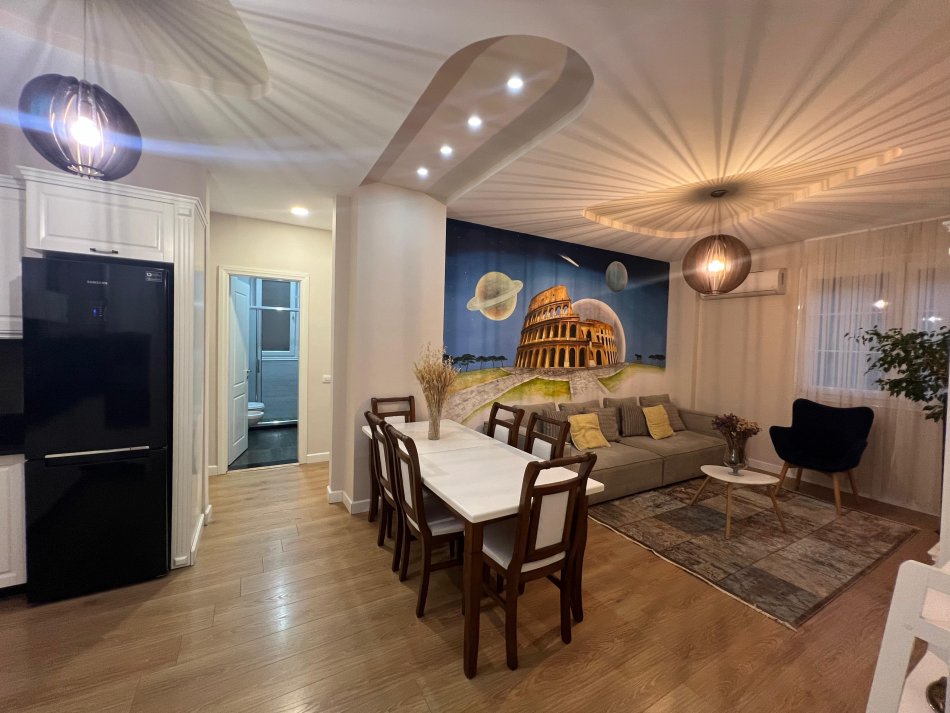 Tirane, shes apartament 2+1+Aneks+Ballkon Kati 2, 90 m² 180.000 € (radison)