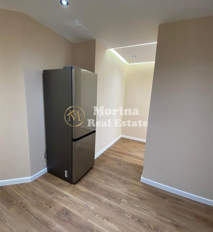 Tirane, jepet me qera apartament 1+1 Kati 6, 70 m² 600 € (Qender)
