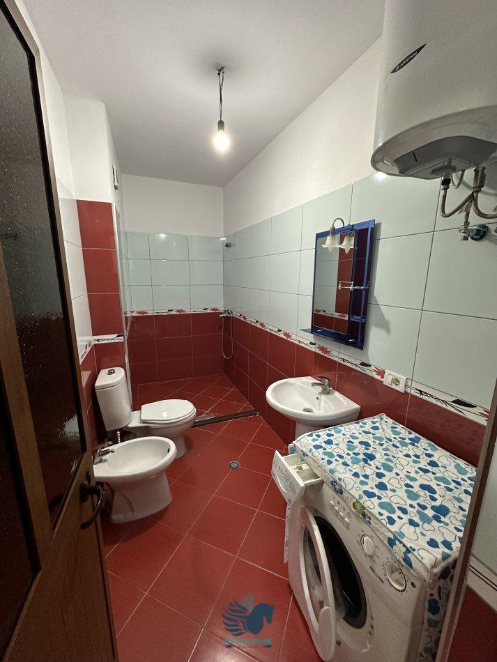 Jepet Me Qera Apartament 2+1 Ne Astir [ID P02149]