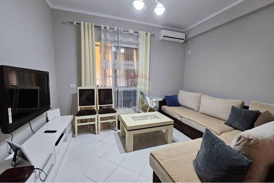Tirane, shitet apartament 1+1 Kati 3, 69 m² 85.000 € (Astir)