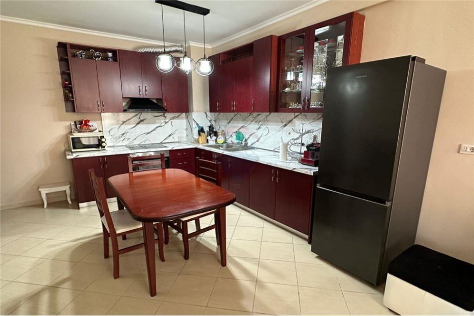 Tirane, shitet apartament 2+1 Kati 8, 111 m² 128.000 € (Rr Mikel Maruli - Rr Sabri Preveza - Astir)