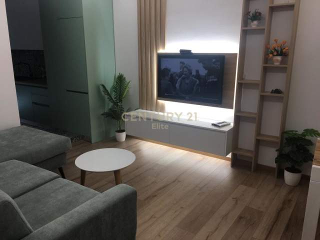 Tirane, shitet apartament 1+1 Kati 3, 60 m² 85.000  (Komuna e Parisit)