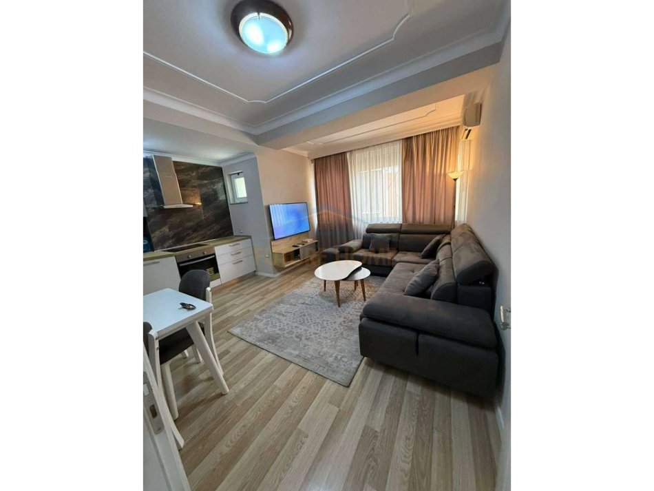 0683487469  Tirane, shitet apartament 2+1+Ballkon Kati 7, 98 m² 320.000 € (Rruga Abdyl Frasheri , Bllok)