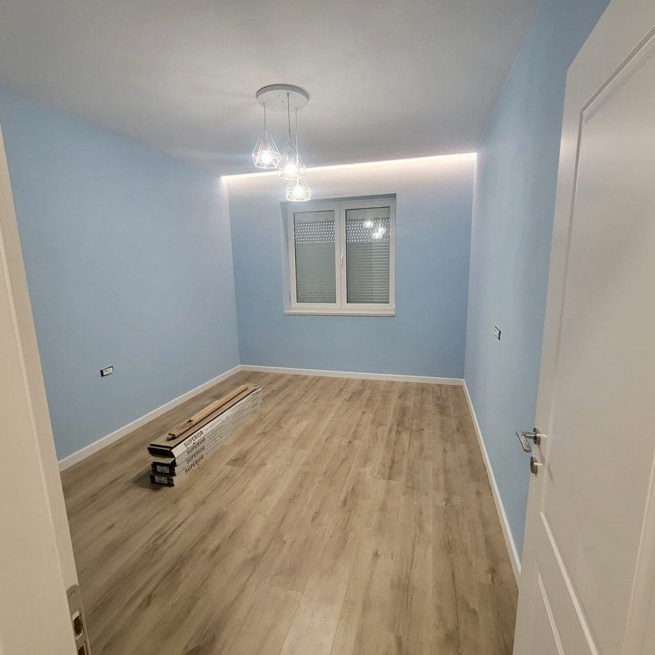 Tirane, shitet apartament 2+1+Aneks+Ballkon Kati 1, 100 m² 135.000 € (Medreseja, ose Ferit Xhajko)