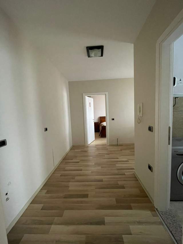 Tirane, jepet me qera apartament duplex 2+1+BLK Kati 2, 115 m² 550 Euro (Eleonora)