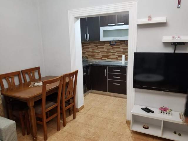 Tirane, jepet me qera apartament 2+1+BLK Kati 1, 100 m² 40.000 Leke (Laprakë)