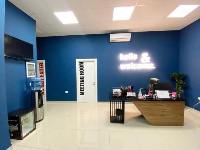 Tirane, jepet me qera ambjent biznesi Kati 2, 330 m² 2.000 Euro (Rruga BARDHYL, Tirane)