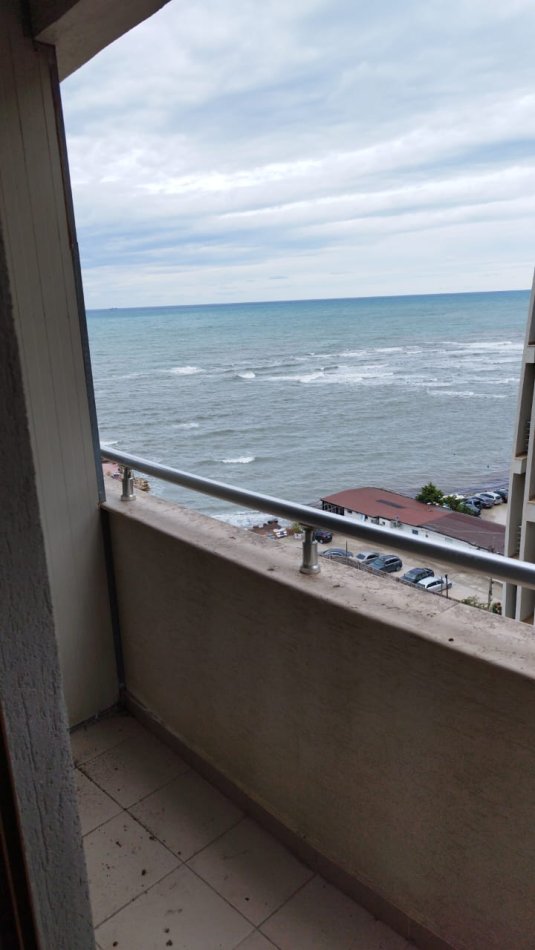 Durres, jepet me qera apartament 2+1+Ballkon Kati 9, 97 m² 500 € (Vollga)