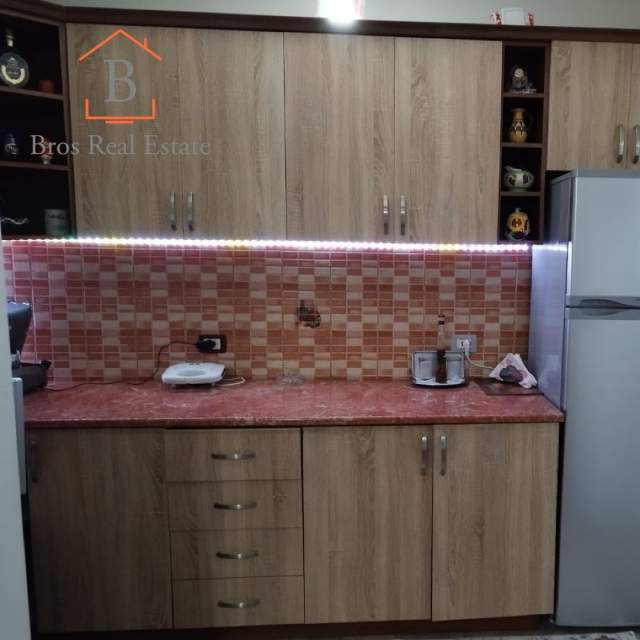 Tirane, jepet me qera apartament 1+1 58 m² 380 Euro