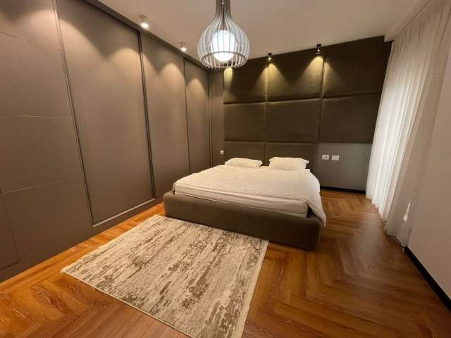 Tirane, jepet me qera apartament 2+1+BLK Kati 4, 100 m² 1.000 Euro (Rruga Panorama)