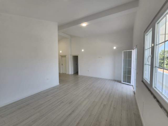 Tirane, jepet me qera Vile 5+1+BLK 500 m² 2.500 Euro (mjull bathore)