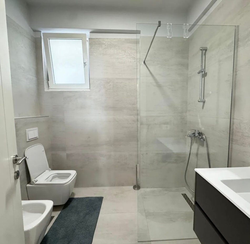 Tirane, shitet 2+1 Kati 3, 93 m² 265.000 € (RRUGA HAMDI SINA)
