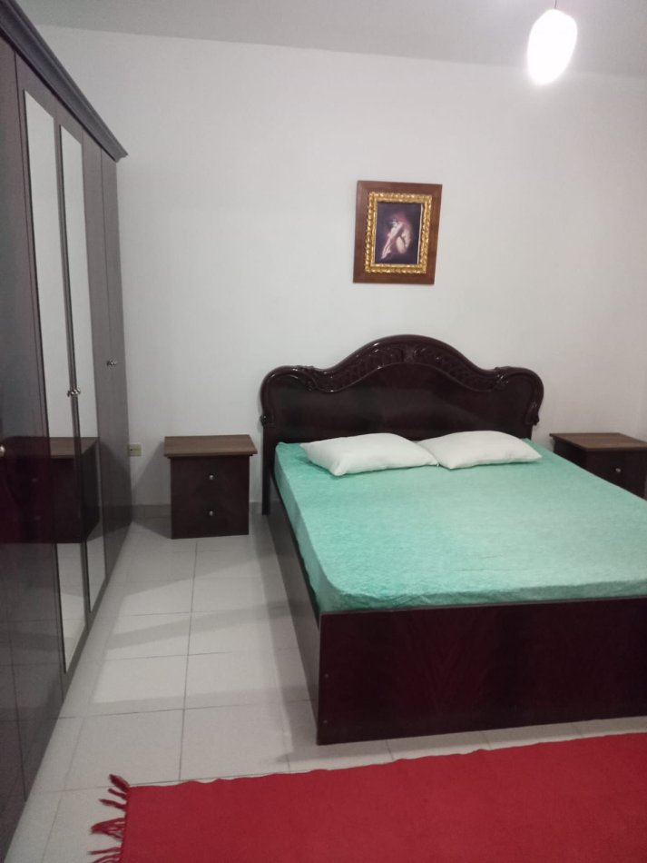 Tirane, jepet me qera apartament 2+1 Kati 9, 80 m² 599 € (Komuna e parisit)