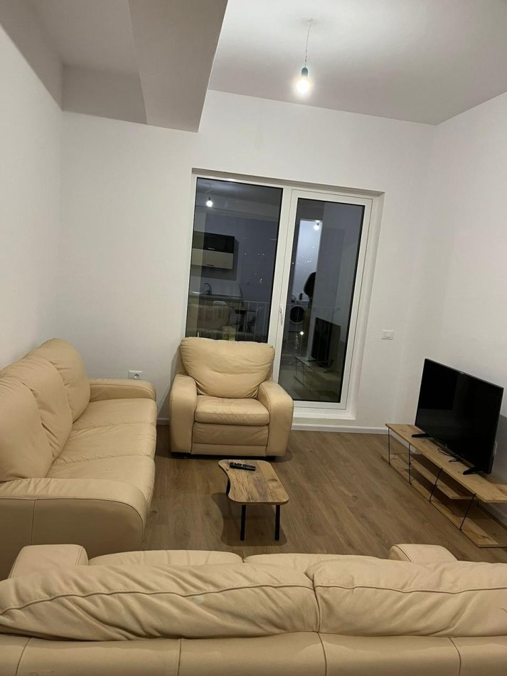 Tirane, jepet me qera apartament 2+1 Kati 4, 95 m² 450 € (Pasho Hysa)