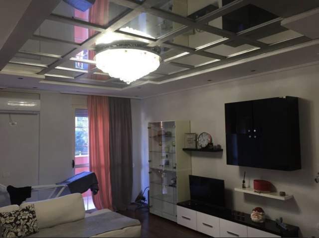 Tirane, jepet me qera apartament 3+1+BLK Kati 2, 115 m² 320 Euro (Rruga per tek teleferiku)