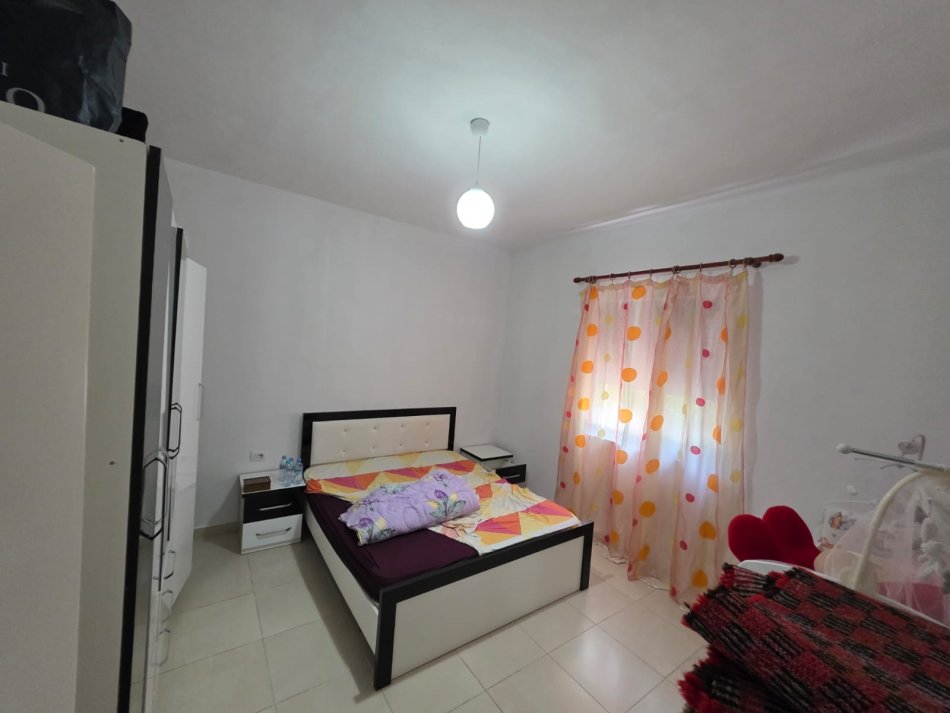 Tirane, jepet me qera Vile 2+1 Kati 1, 95 m² 350 € (Tek Nela 2)