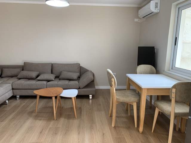 Tirane, jap me qera 2+1+BLK Kati 4, 74 m² 550 Euro