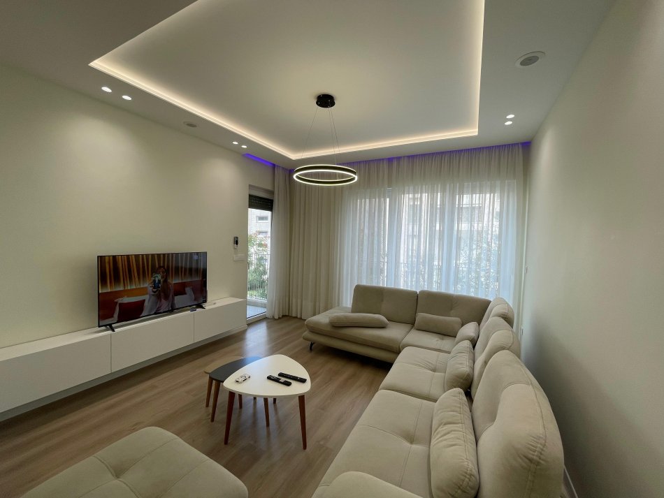 Tirane, shitet apartament 3+1 Kati 1, 110 m² 275.000 € (Liqeni Thate)