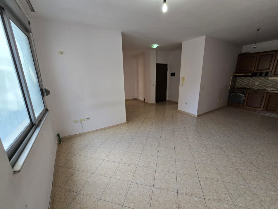 Shitet, Apartament 2+1, 21 Dhjetori PRO+39162
